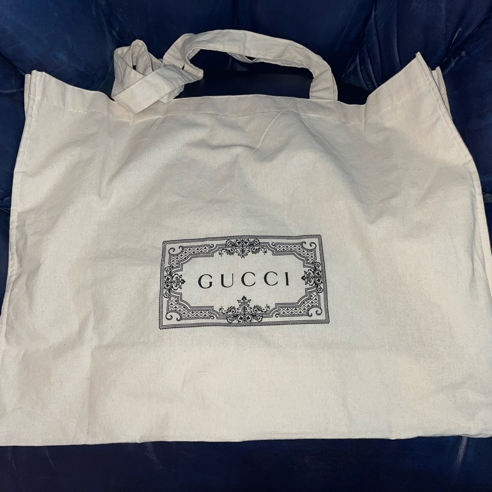 Gucci Cream Canvas Tote with Logo